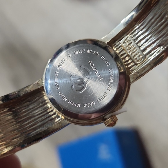 Charming Charlie Watch - Picture 5 of 5